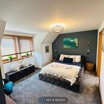 Rent 5 bedroom house in Elgin