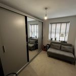 Rent 2 bedroom flat in Crowthorne