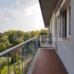 Rent 4 bedroom apartment of 93 m² in Treviso