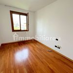 Affitto 5 camera casa di 184 m² in Camisano Vicentino