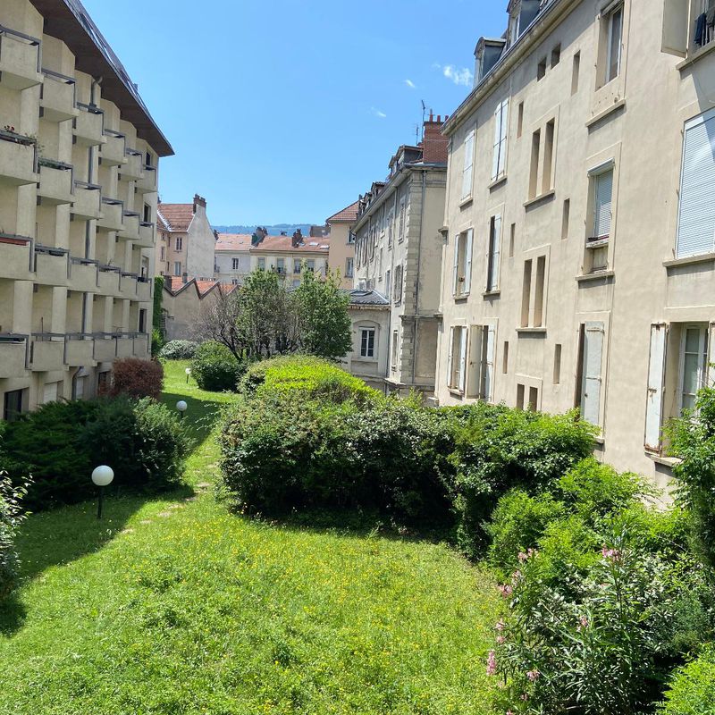 apartment at Saint-Martin-le-Vinoux