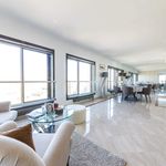 Rent 1 bedroom apartment of 150 m² in Paris 3e Arrondissement