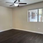 Rent 2 bedroom apartment of 89 m² in Long Beach