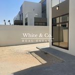 Rent 4 bedroom house of 287 m² in Dubai