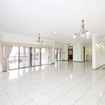 Rent 5 bedroom house of 3800 m² in Queensland