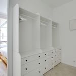 Rent 2 bedroom apartment of 55 m² in Paris 8e Arrondissement