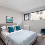 Rent 4 bedroom house of 157 m² in Edinburgh
