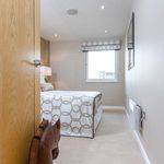 Rent 2 bedroom apartment in Cardiff