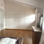 Rent 3 bedroom apartment of 220 m² in Glyfada