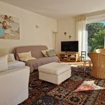 Rent 3 bedroom house of 80 m² in Royan