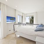 Rent 5 bedroom house of 400 m² in Calvià