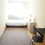 Wynajmij 3 sypialnię apartament z 52 m² w Gdynia