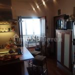 Affitto 5 camera appartamento di 162 m² in Reggio Calabria