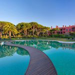 Rent 3 bedroom apartment in Cascais