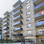 Rent 2 bedroom apartment of 76 m² in Toronto