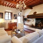 Rent 5 bedroom apartment of 160 m² in San Casciano in Val di Pesa