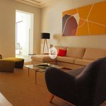 Rent 3 bedroom apartment of 200 m² in Madrid