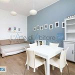 Affitto 2 camera casa di 50 m² in Milano