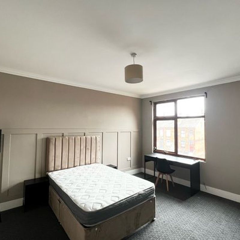 Room to rent in Spencer Place, Leeds LS7