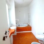 Affitto 5 camera casa di 380 m² in Frascati
