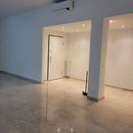 Affitto 4 camera appartamento di 135 m² in Milano