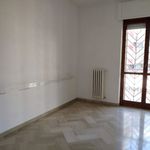 Affitto 3 camera appartamento di 140 m² in Bari