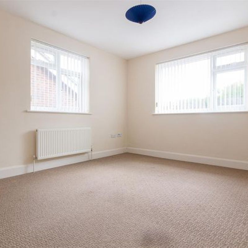 Flat to rent in Woodland Avenue, Hutton, Brentwood CM13
