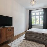 Rent a room of 106 m² in München
