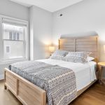 Rent 6 bedroom house of 241 m² in Beach Haven
