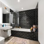 Rent 1 bedroom apartment of 579 m² in Teddington