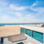 Rent 3 bedroom apartment of 280 m² in Hermosa Beach