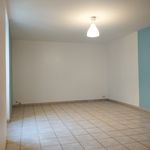 Rent 3 bedroom apartment of 59 m² in Pithiviers