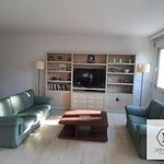 Rent 3 bedroom apartment of 120 m² in Vouliagmeni