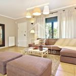 Rent 4 bedroom apartment of 180 m² in Athens