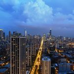 Rent 1 bedroom apartment of 550 m² in Chicago