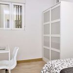 Rent a room of 200 m² in Barcelona