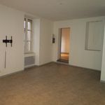 Rent 2 bedroom apartment of 56 m² in Figeac