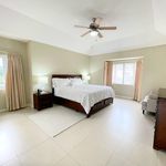 Rent 4 bedroom house of 297 m² in Kingston