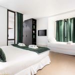 Rent 5 bedroom apartment of 180 m² in Paris 9e Arrondissement