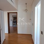 Rent 3 bedroom apartment of 17800 m² in Glyfada