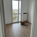 Rent 3 bedroom apartment of 570 m² in Bihorel