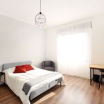 Affitto 4 camera appartamento di 20 m² in Modena