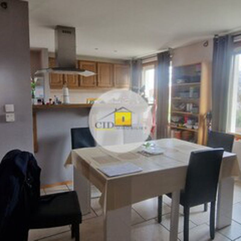Appartement - 3 pièces - 85 m² - Valencin
