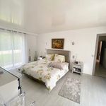 Maison de 300 m² avec 5 chambre(s) en location à Antibes