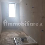 Affitto 2 camera appartamento di 105 m² in Benevento