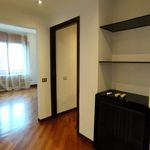 Affitto 3 camera appartamento di 120 m² in Milano