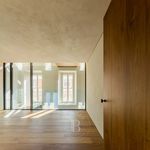 Rent 4 bedroom apartment of 320 m² in Lisboa