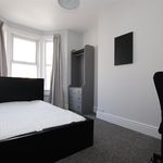 Rent 4 bedroom flat in Barnstaple