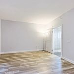 Rent 2 bedroom apartment of 117 m² in Burbank