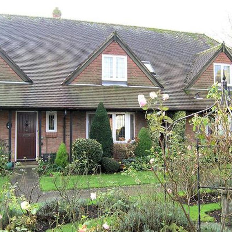 Terraced house to rent in Penns Court, Horsham Road, Steyning, West Sussex BN44 Castle Town